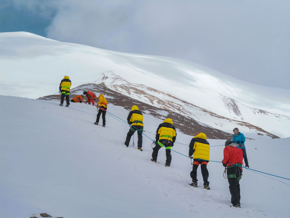 高海拔登山产业助力青藏高原旅游业发展