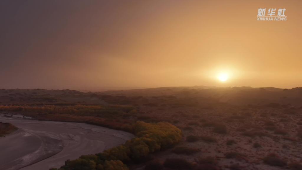 浩瀚柴达木 大地调色板