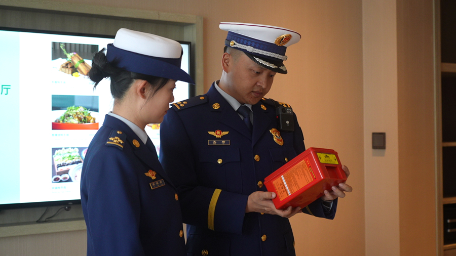 西宁消防：坚守岗位护平安 多措并
